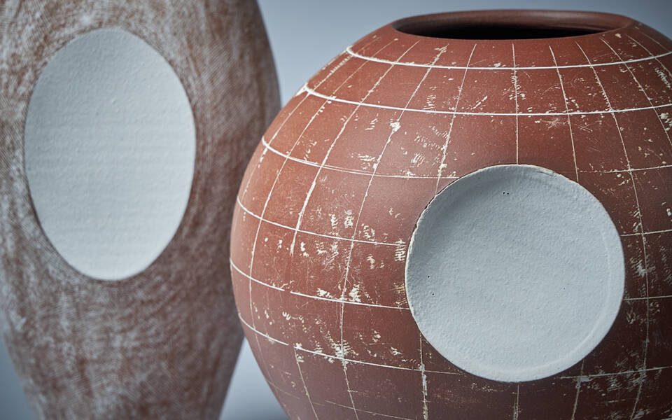 Emily Myers, Pots oval and round